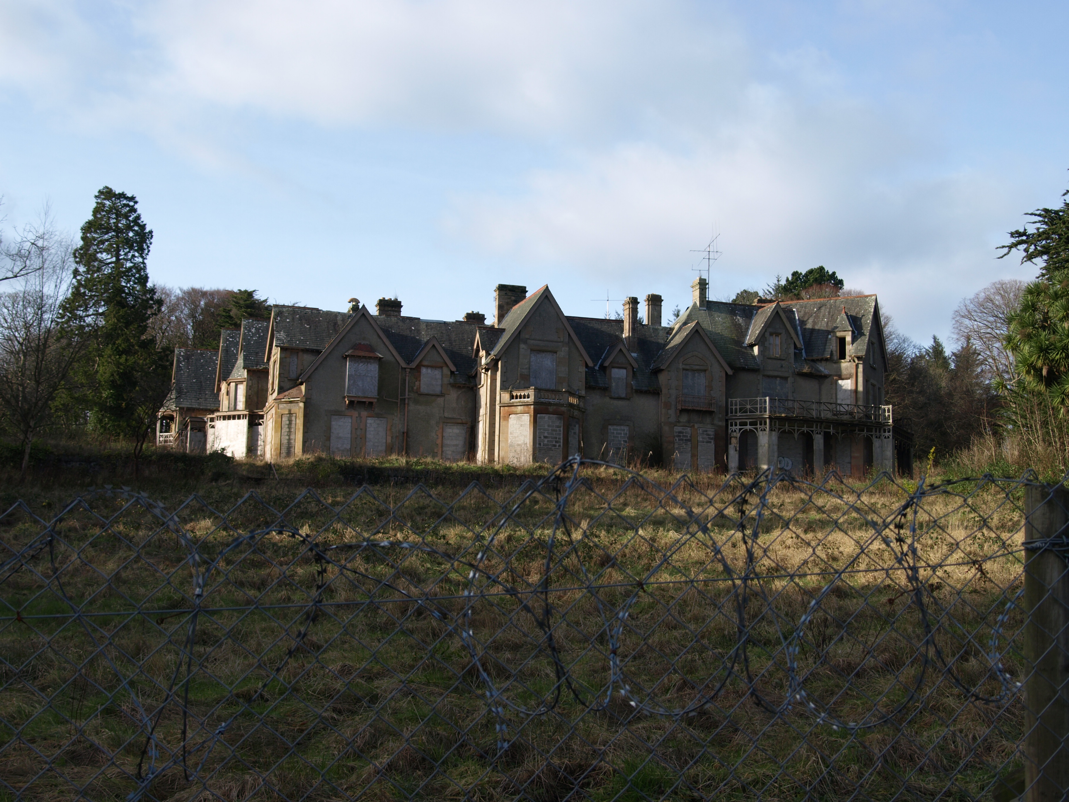 Cairndhu House